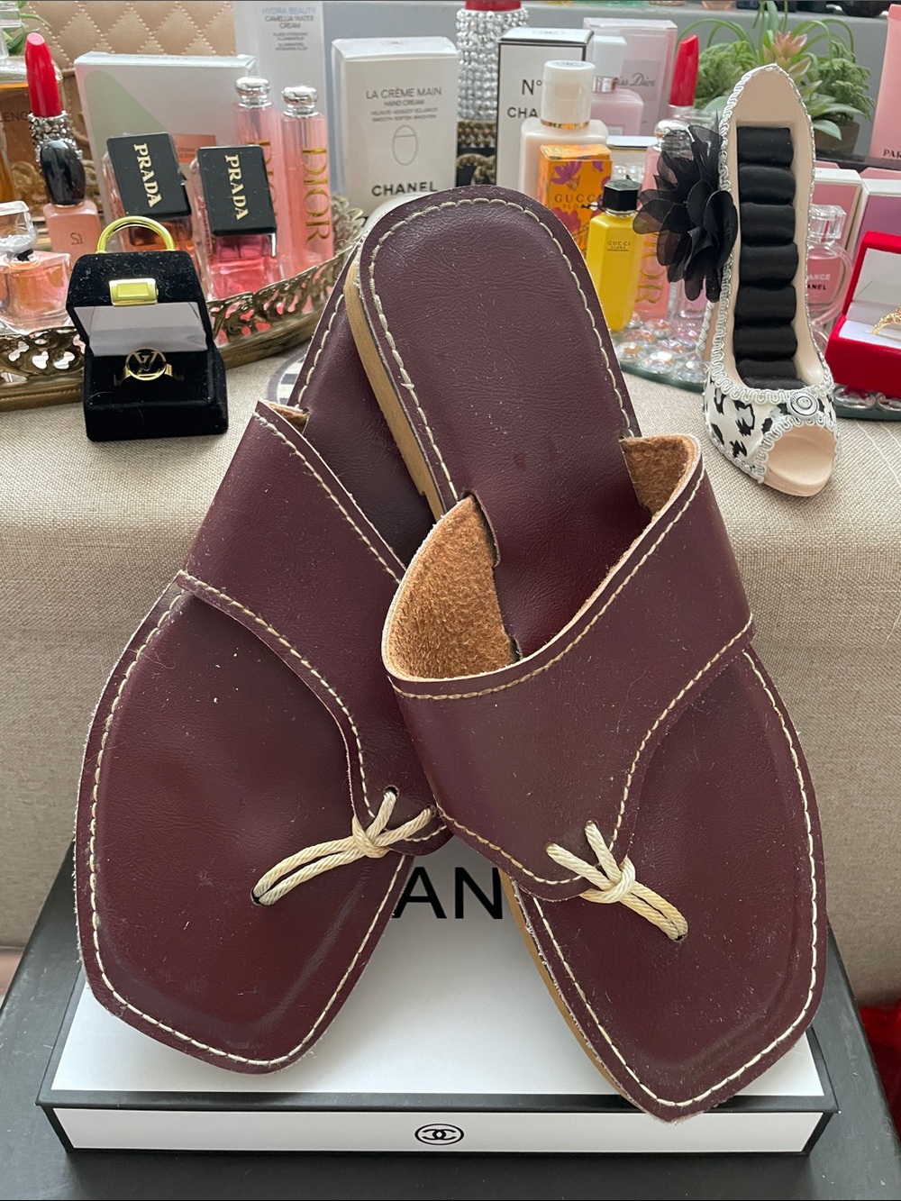 ✨KINOS Key West Brown Leather Slip-On Sandals✨Preloved Size 11
